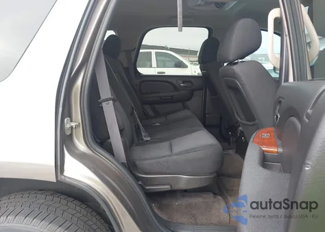 2011 Chevrolet Tahoe Ls z USA, uszkodzony, nr VIN 1GNSCAE09BR145171